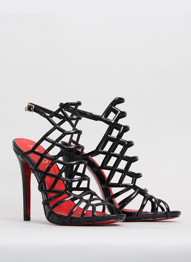 Heeled sandal with straps