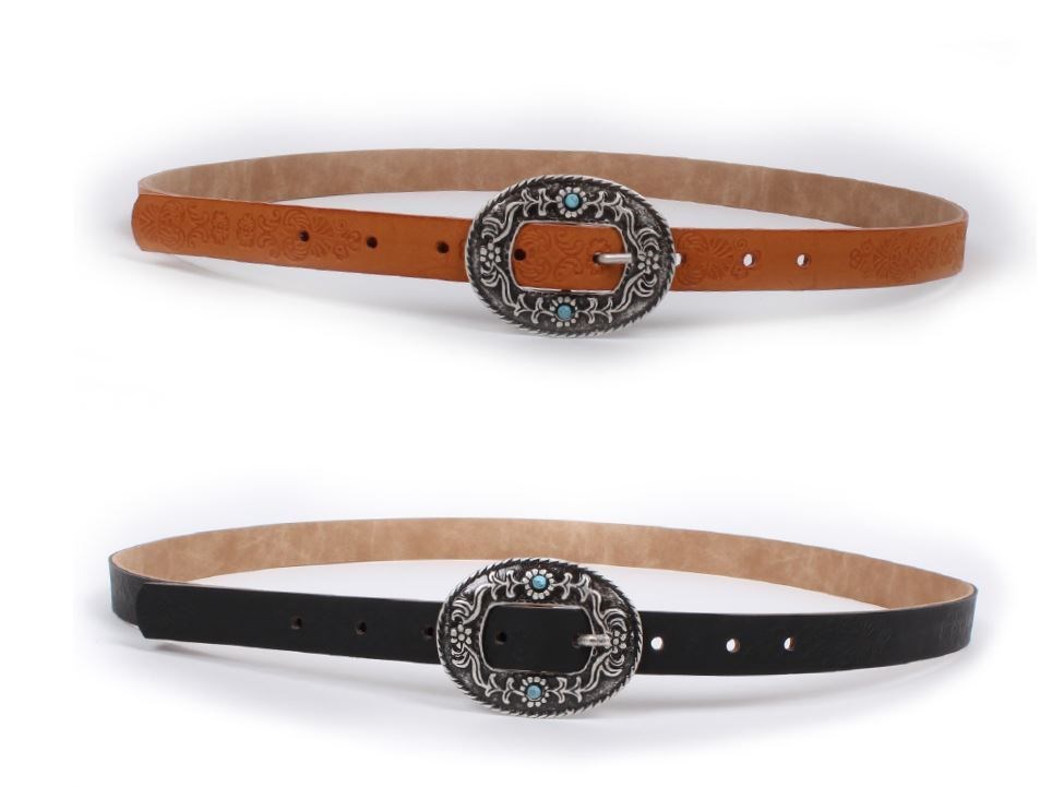 Thin belt with buckle of jewels