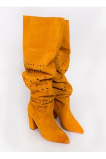 Wrinkled calf-length boot