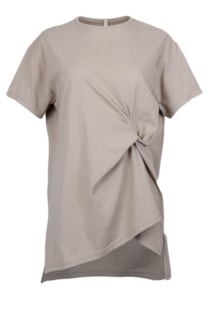 T-shirt with knot