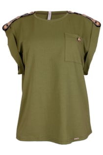 Camiseta con bolsillos